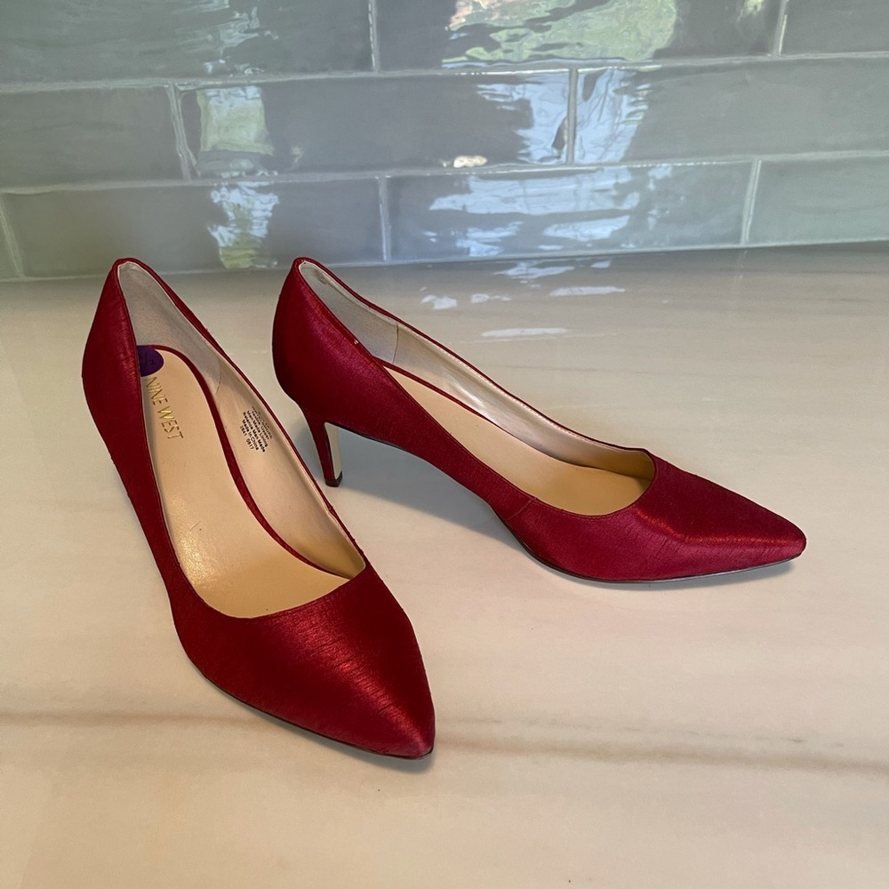 Nine West Red Satin Pumps